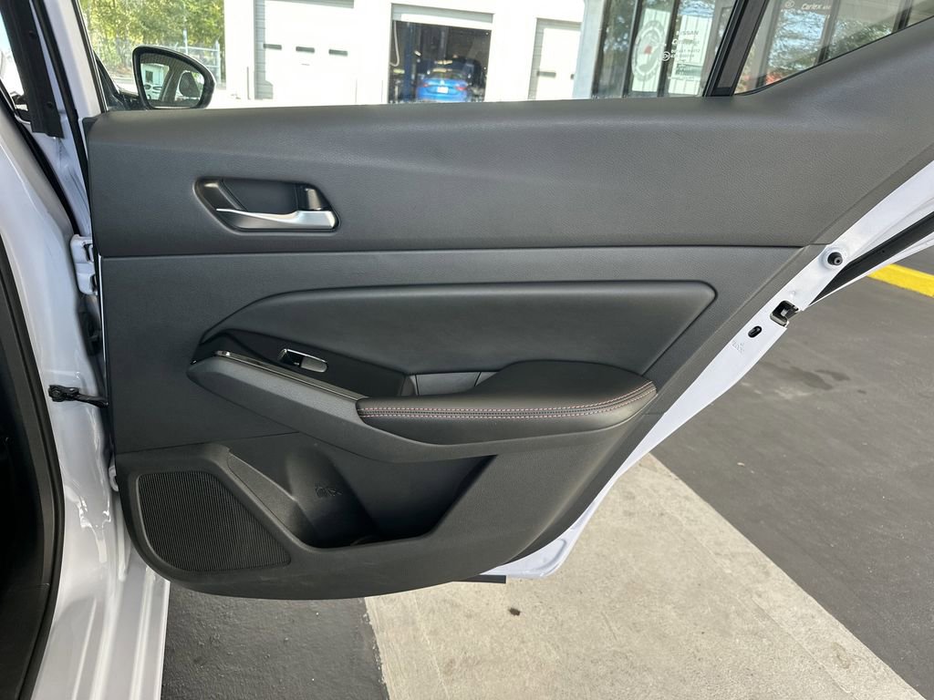 Used 2024 Nissan Altima 2.5 SR image 31