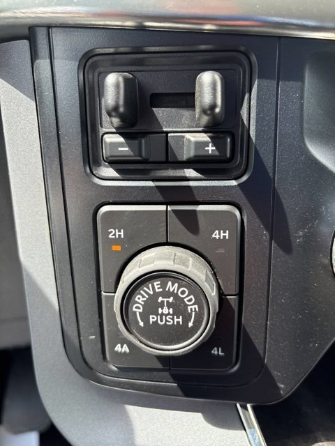 Used 2023 Ford F150 Lariat w/ Trailer Tow Package AWD/4WD image 21