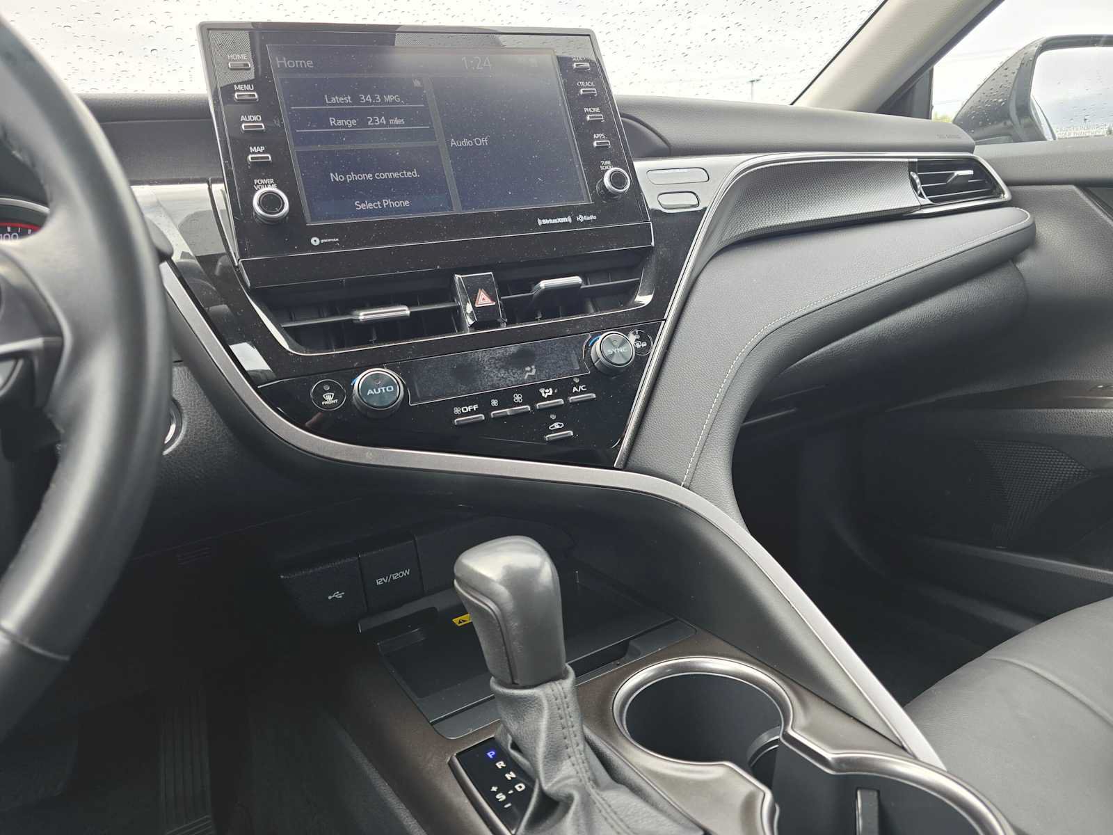 Used 2024 Toyota Camry XSE FWD image 37