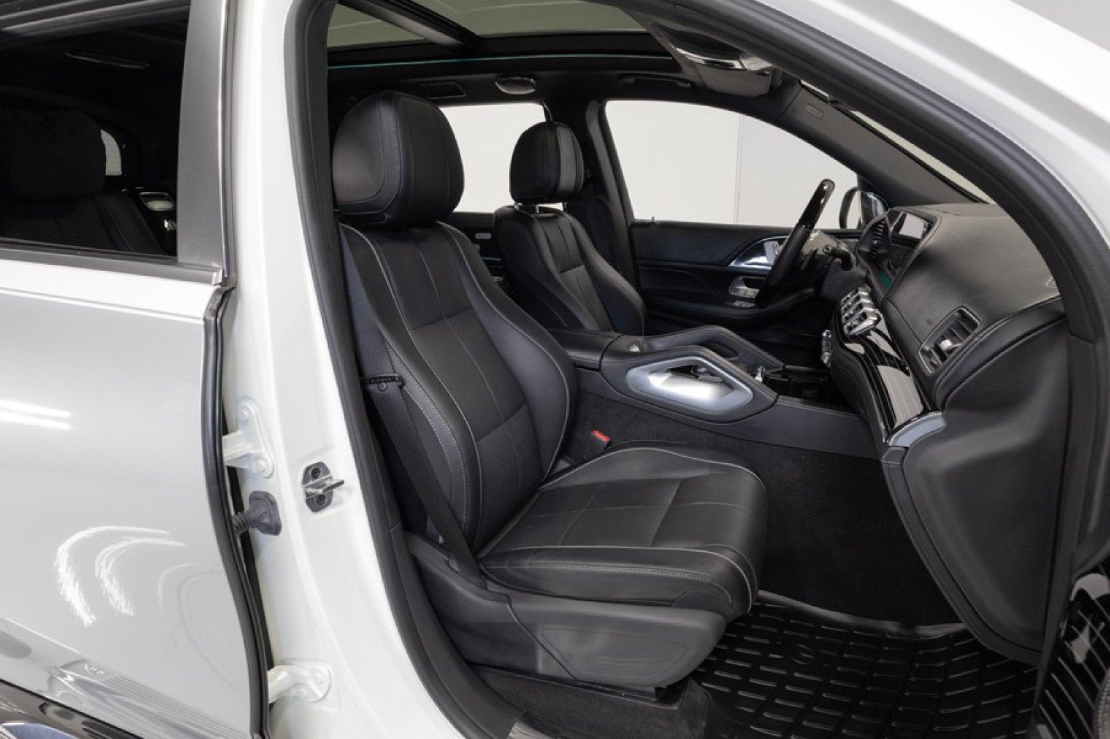 Used 2023 Mercedes-Benz Maybach GLS 600 4MATIC image 63