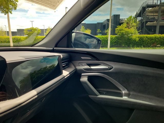 Certified 2025 Audi SQ5 Premium Plus AWD/4WD image 27