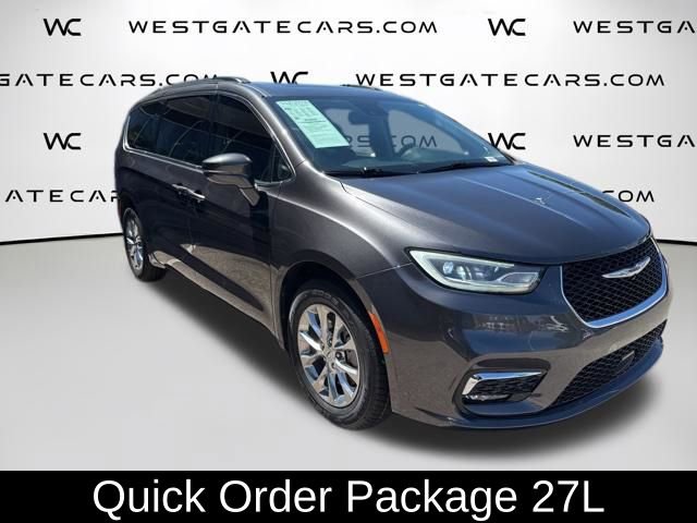 Used 2022 Chrysler Pacifica Touring-L AWD/4WD image 4