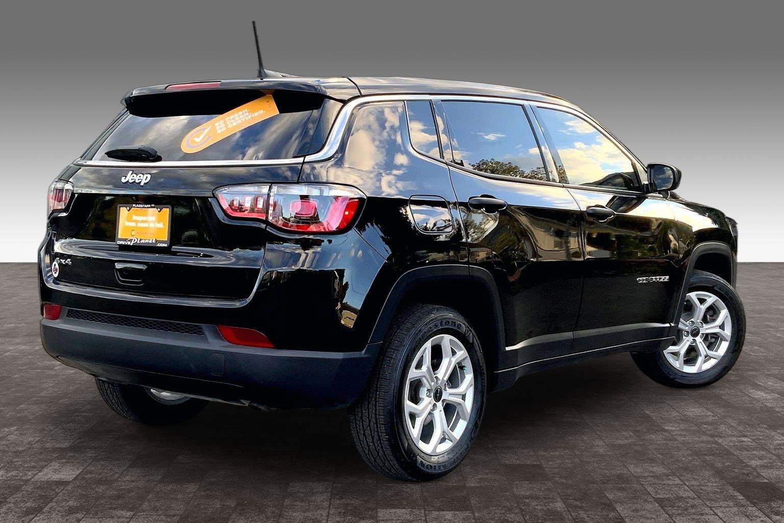 Certified 2025 Jeep Compass Sport AWD/4WD image 13