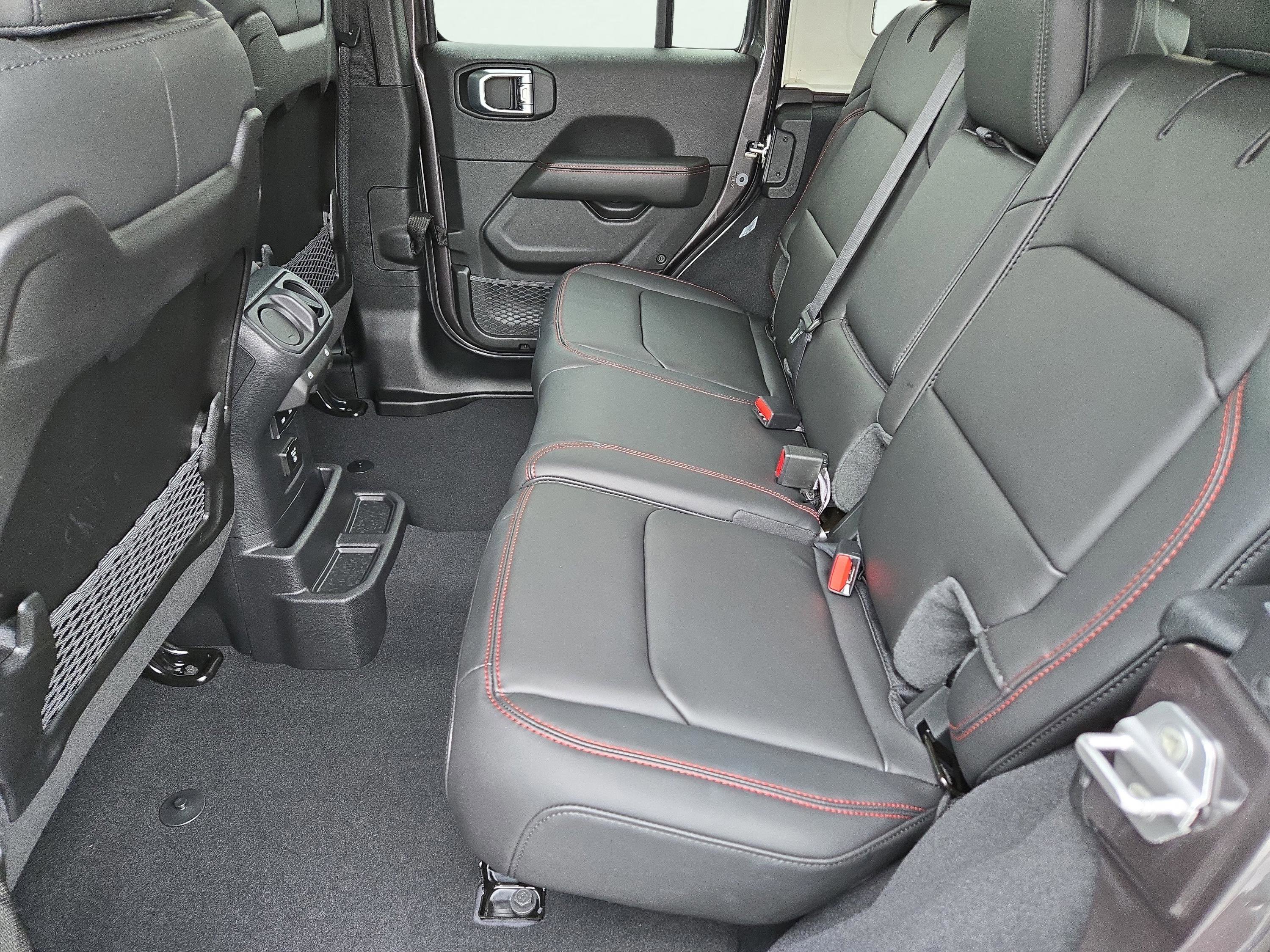 New 2026 Jeep Wrangler Unlimited Rubicon w/ Safety Group image 17