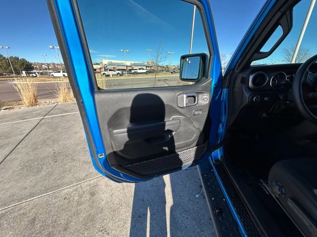 Used 2023 Jeep Wrangler Willys image 11