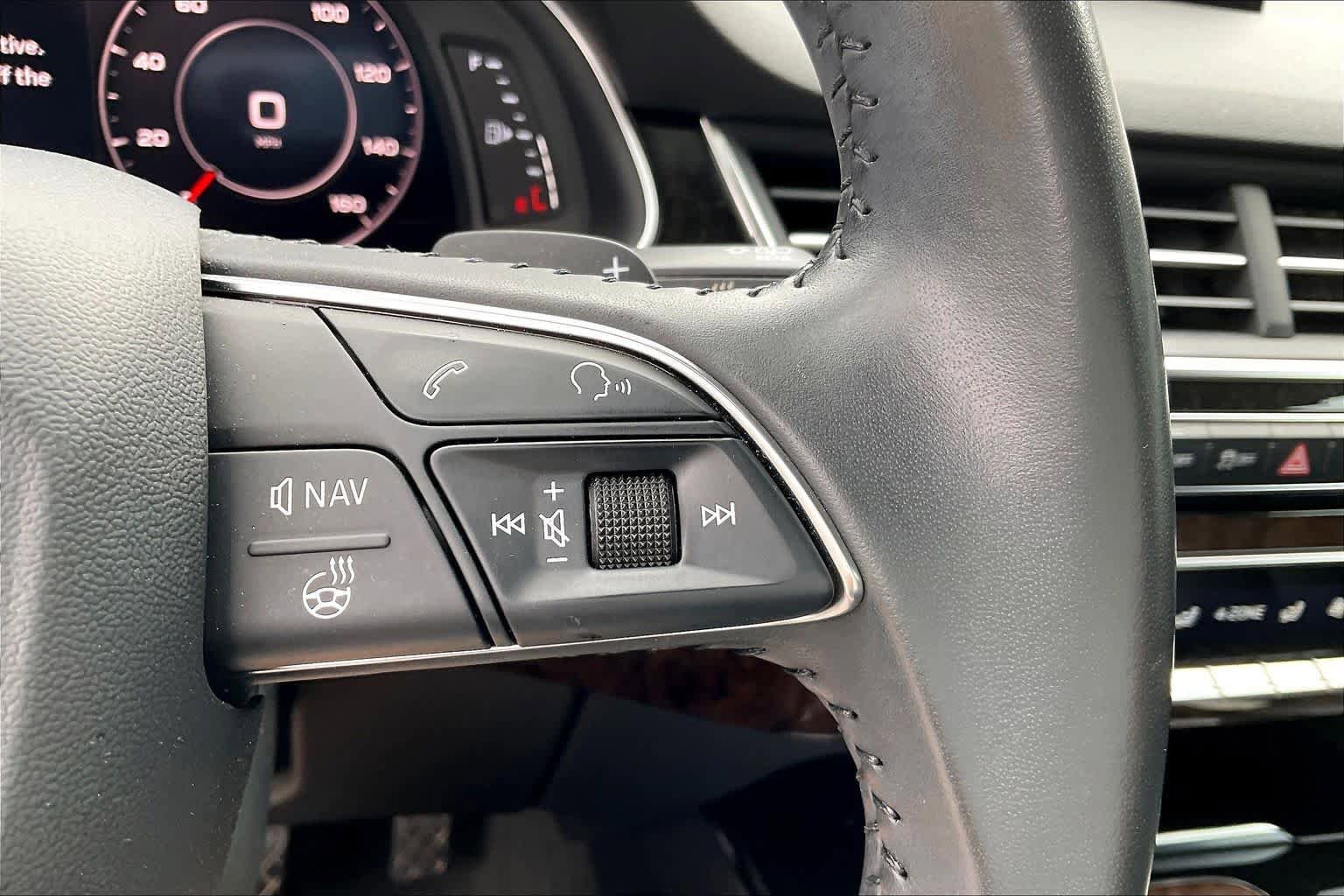 Used 2018 Audi Q7 3.0T Prestige w/ Prestige Package AWD/4WD image 25