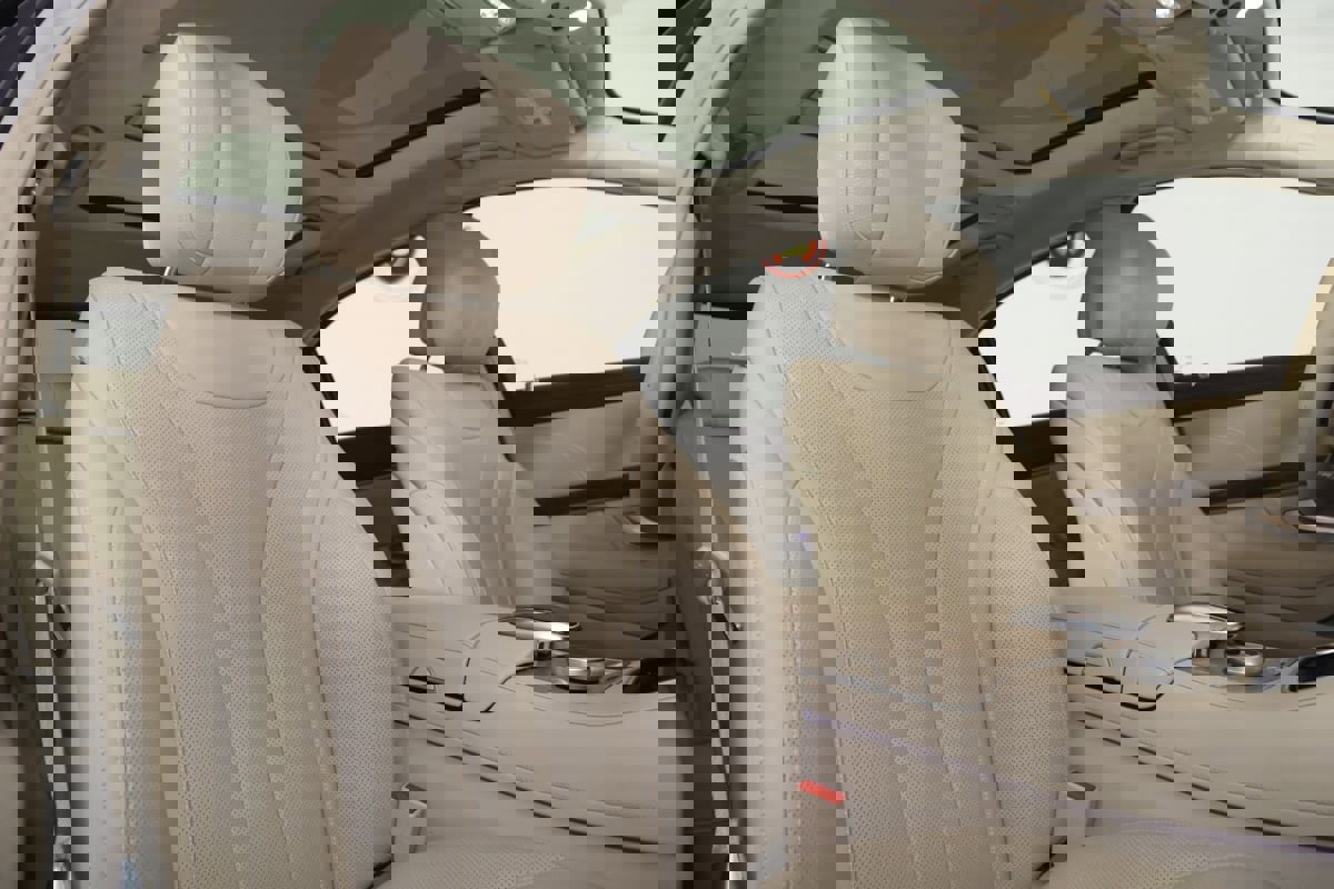 Used 2015 Mercedes-Benz S 550 4MATIC Sedan image 16