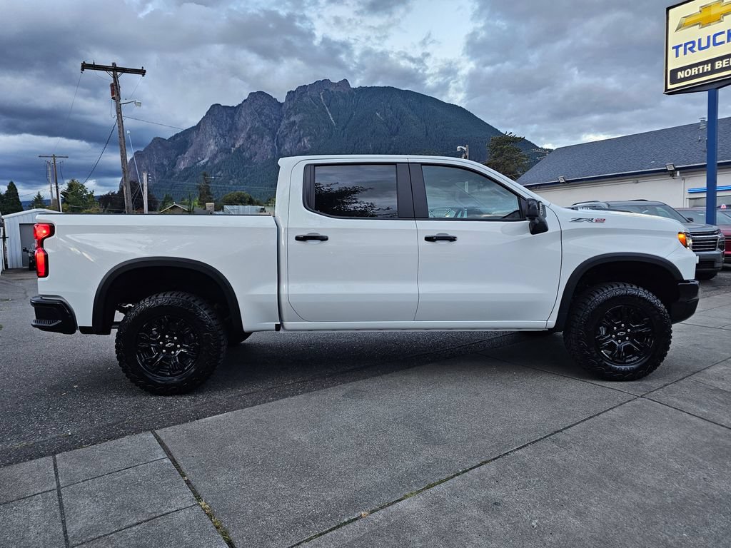 New 2026 Chevrolet Silverado 1500 ZR2 AWD/4WD image 4