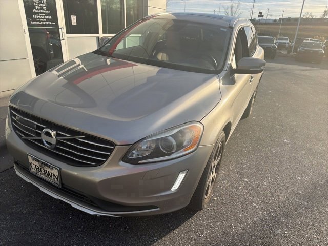 Used 2015 Volvo XC60 T6 Platinum w/ Protection Package image 2