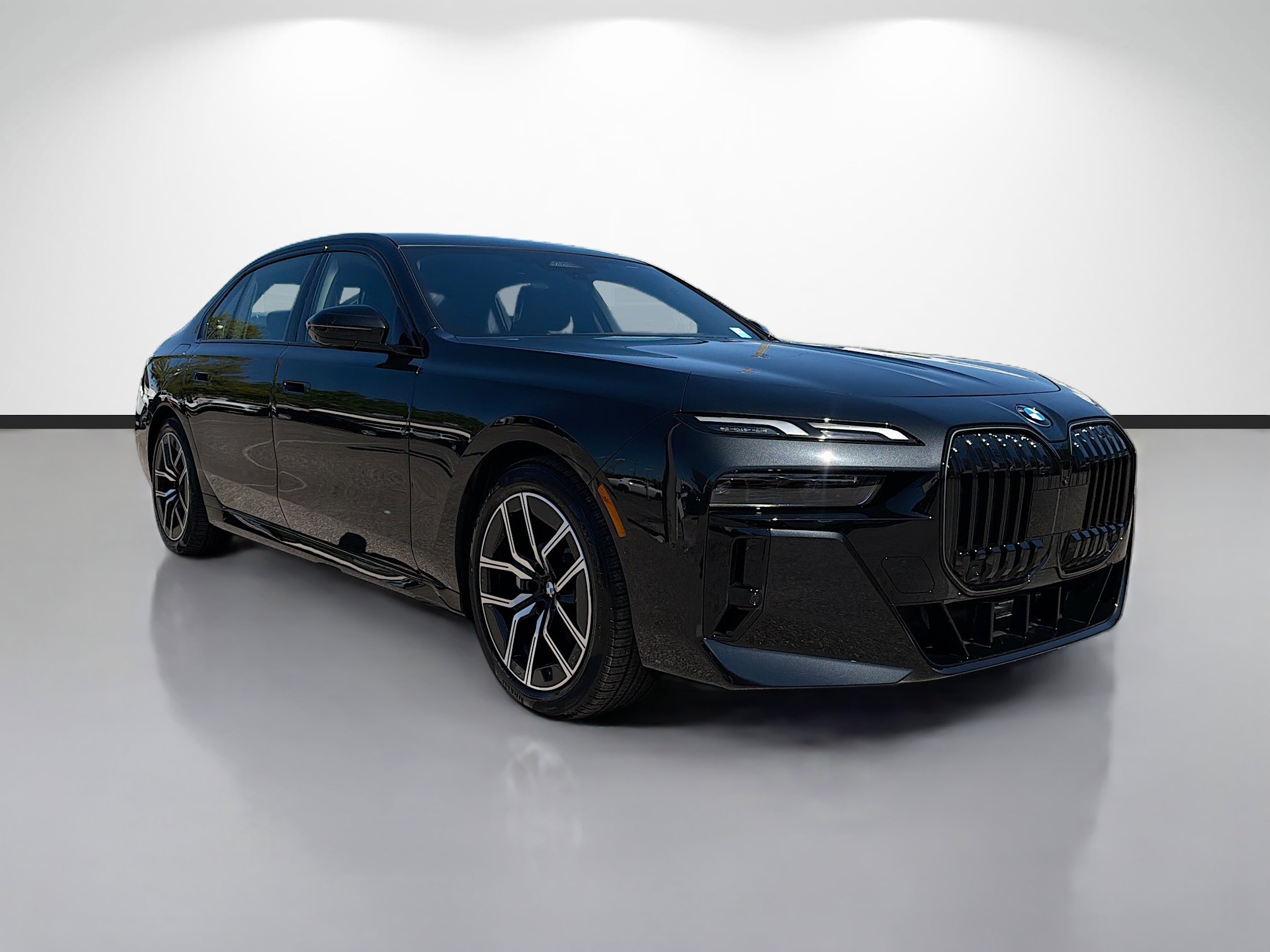 New 2026 BMW 740i xDrive w/ Premium Package