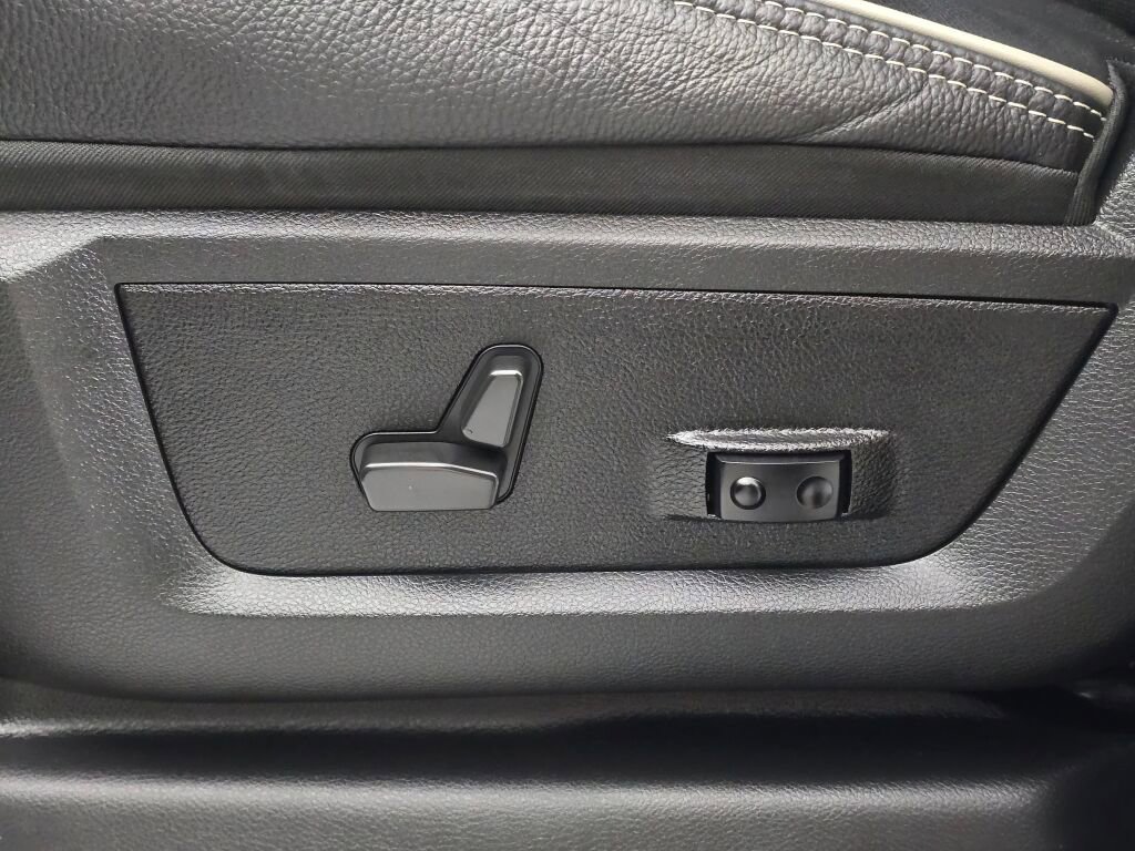 Used 2022 RAM 3500 Limited image 24