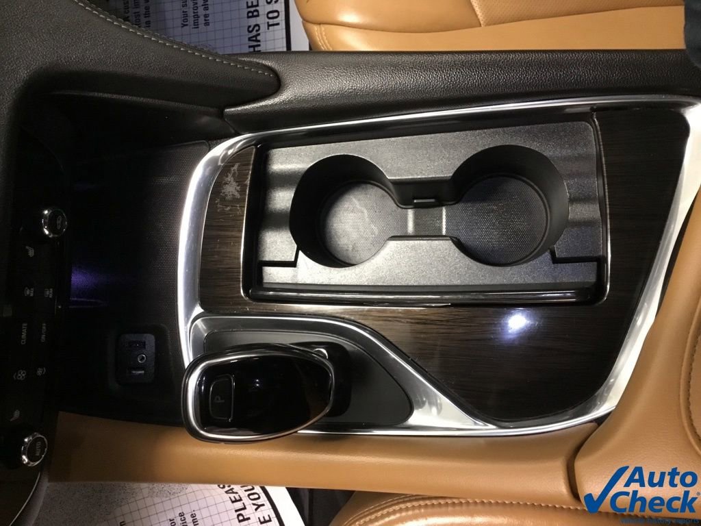 Used 2018 Buick Enclave Essence image 55