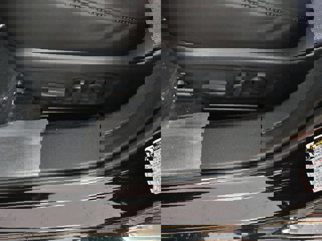 New 2025 MAZDA MAZDA3 2.5 Turbo Sedan w/Premium Plus image 8