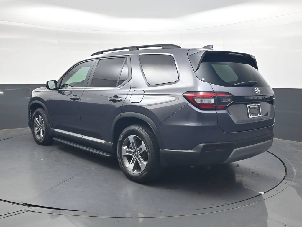 Certified 2025 Honda Pilot EX-L image 6