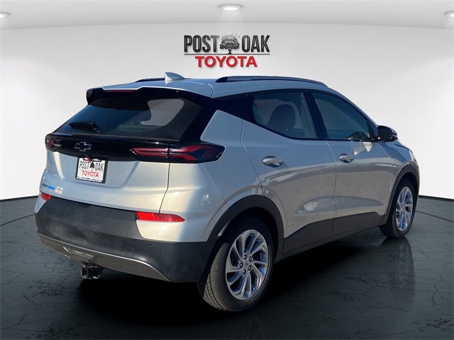 Used 2023 Chevrolet Bolt EUV LT w/ Driver Confidence Package image 7