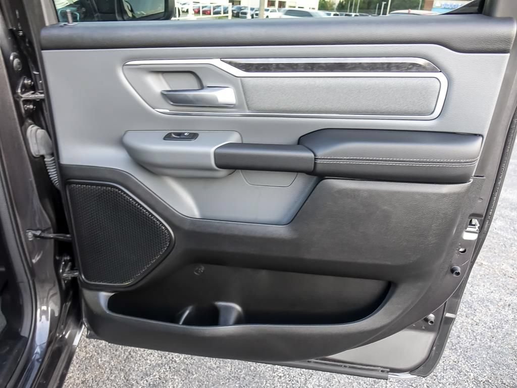 Used 2022 RAM 1500 Big Horn AWD/4WD image 23