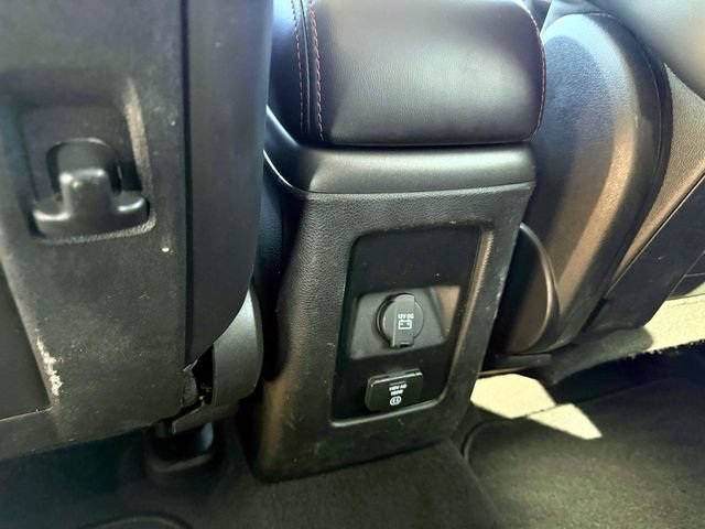Used 2015 Dodge Journey R/T w/ Flexible Seating Group FWD image 15