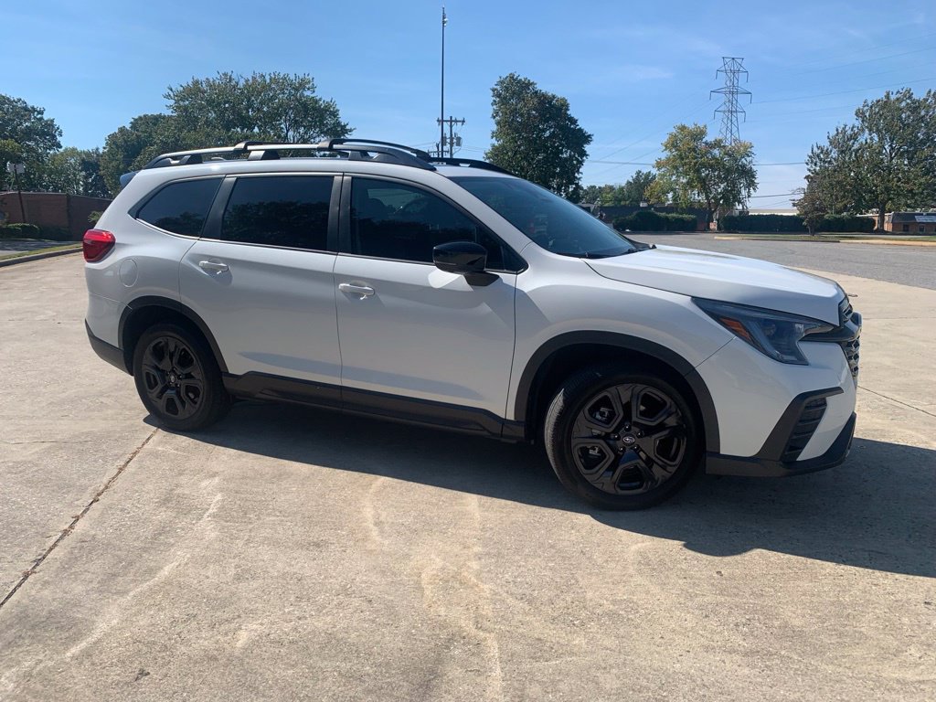 Used 2024 Subaru Ascent Onyx Edition Limited AWD/4WD image 4