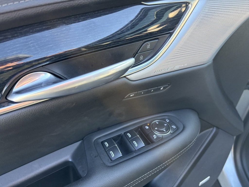 Used 2025 Cadillac XT5 Premium Luxury image 42