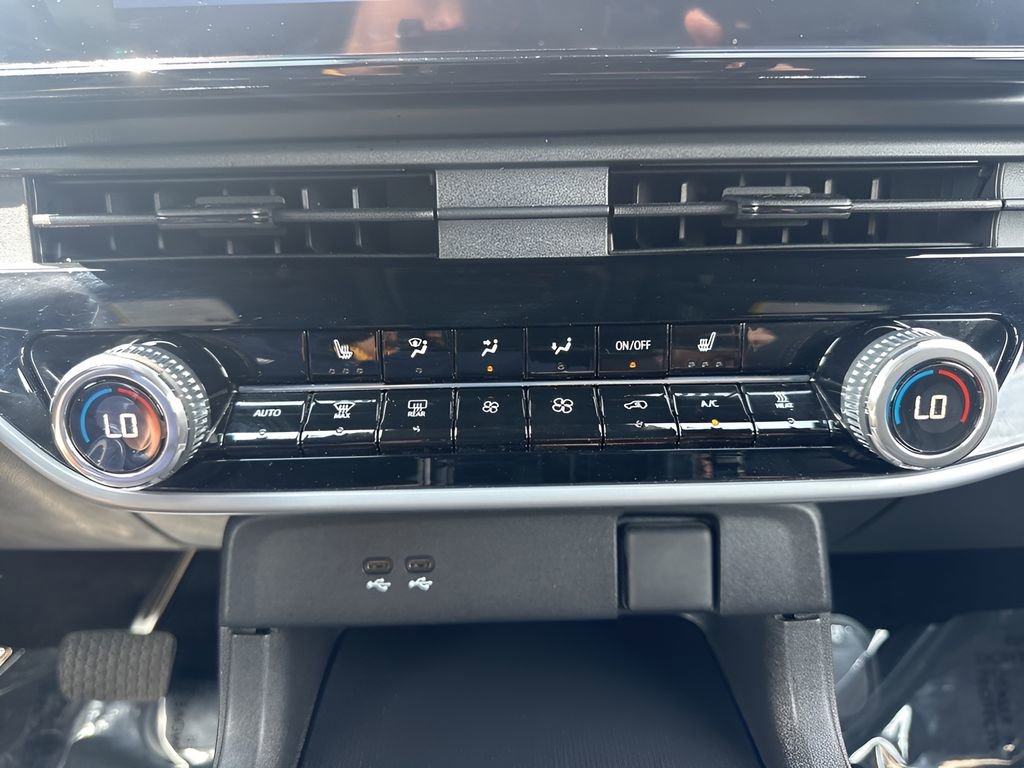 Used 2024 Honda Prologue EX image 18