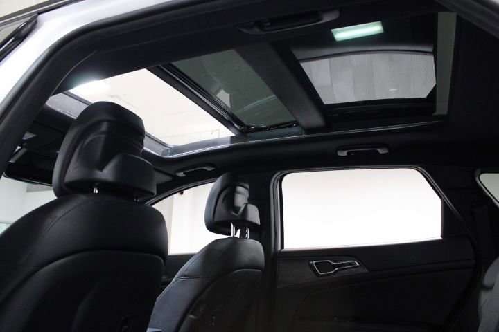 Used 2023 Kia Sportage X-Pro image 3