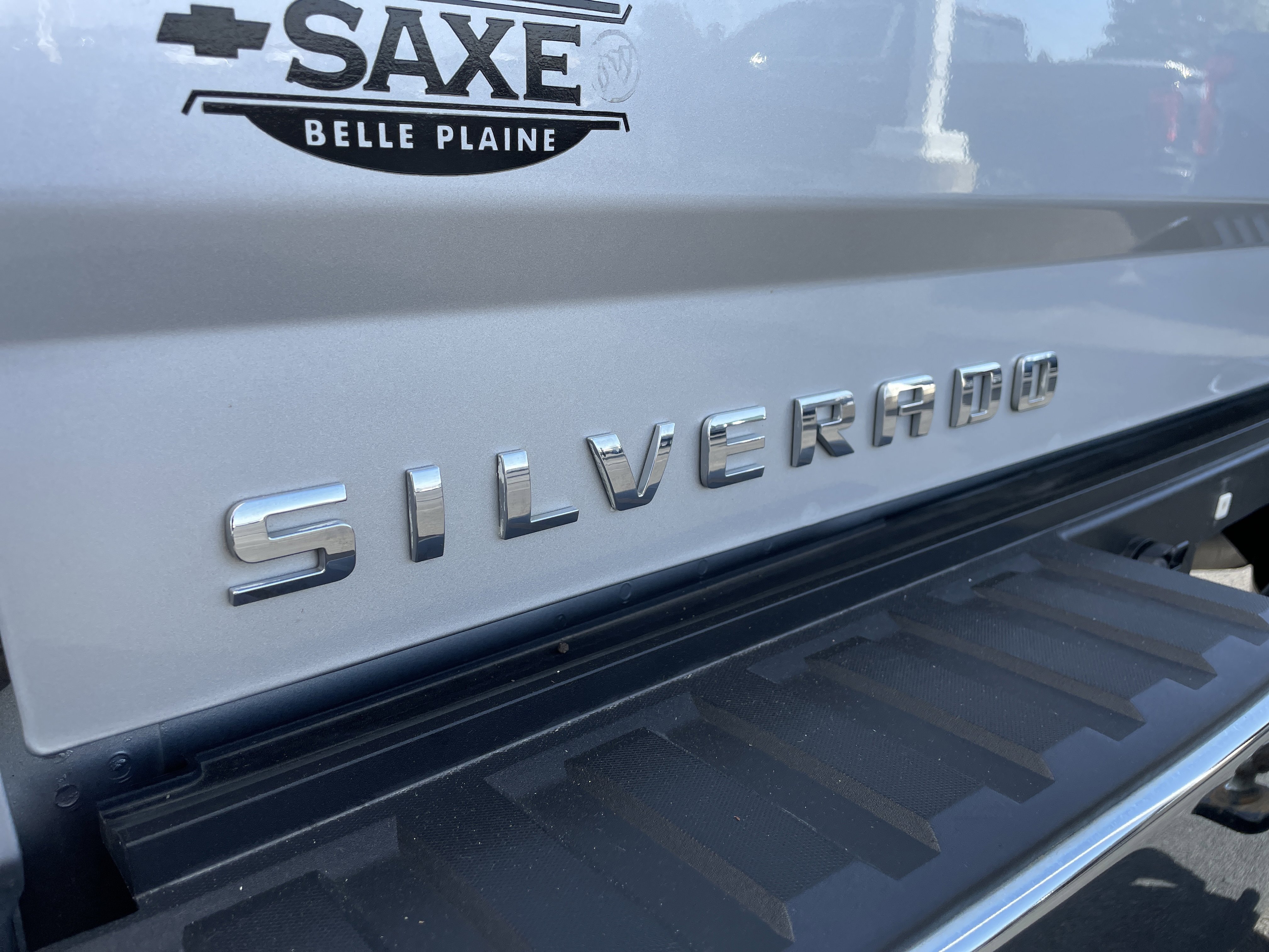 Used 2018 Chevrolet Silverado 1500 LTZ w/ Sport Package image 27
