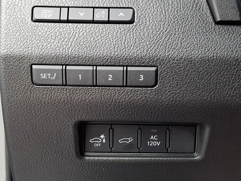 Used 2024 Lexus GX 550 w/ Accessory Package (2T) AWD/4WD image 26