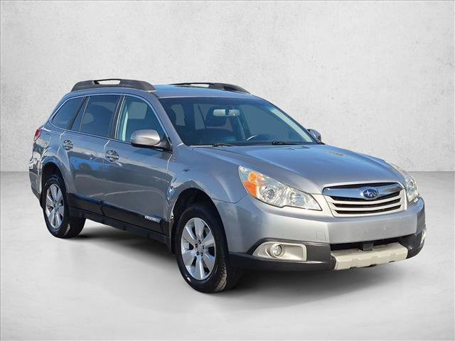 Used 2010 Subaru Outback 3.6R Limited AWD/4WD image 3