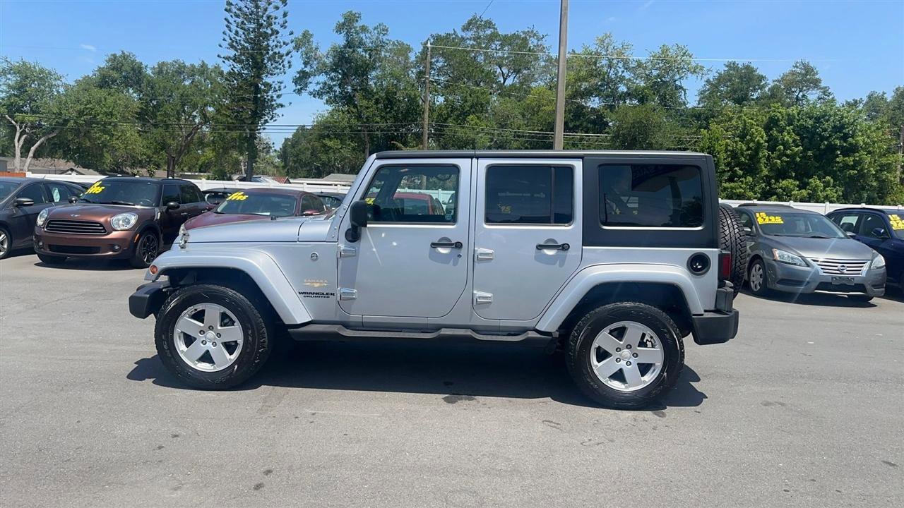 Used 2007 Jeep Wrangler Unlimited Sahara w/ Trailer Tow Group AWD/4WD image 12