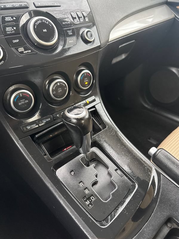 Used 2013 MAZDA MAZDA3 i Touring FWD image 25