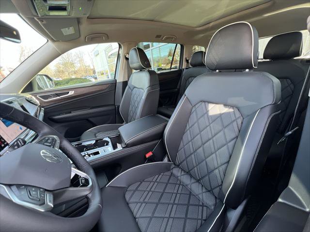 New 2026 Volkswagen Atlas SEL Premium R-Line image 11