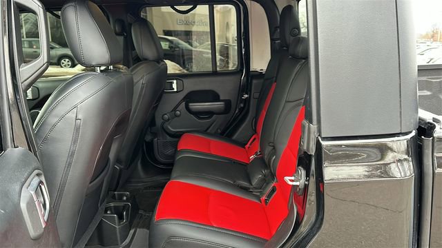 Used 2021 Jeep Gladiator Sport image 22