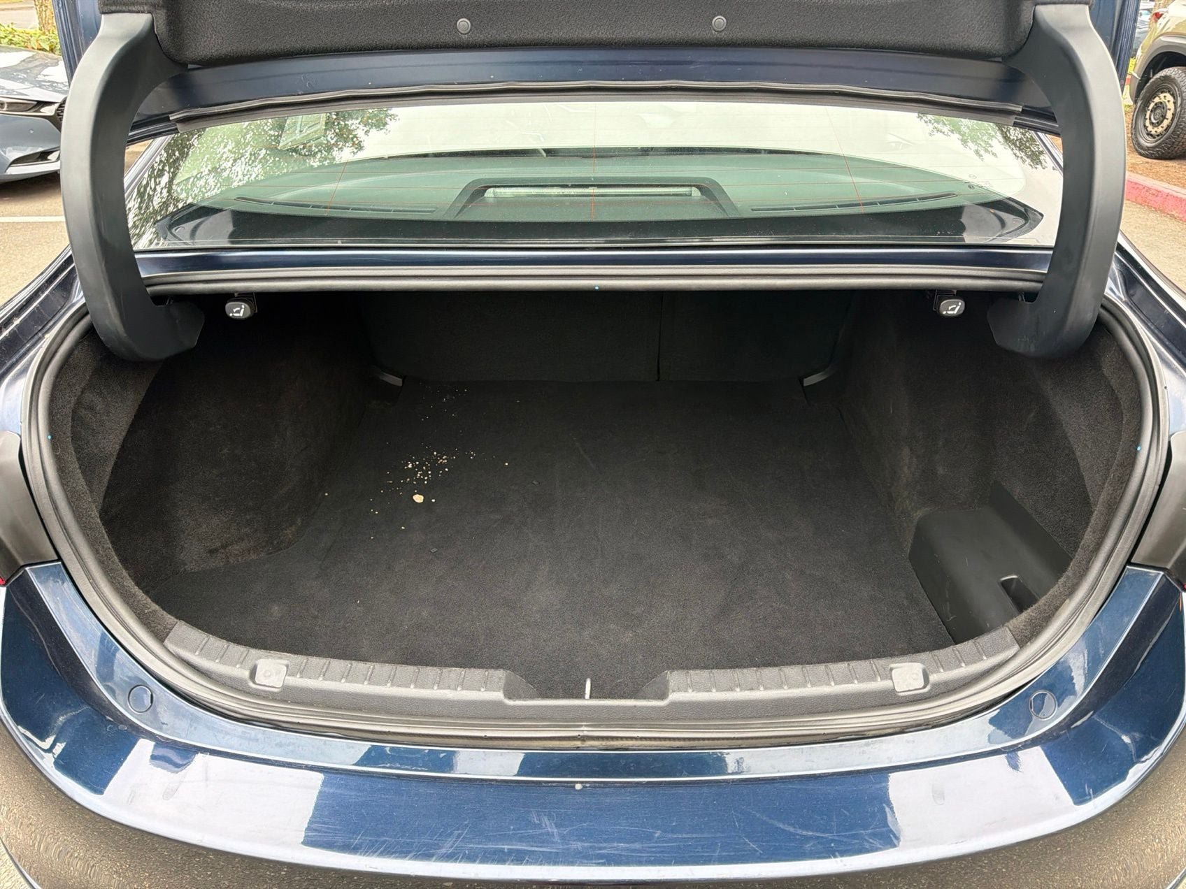 Used 2024 MAZDA MAZDA3 s FWD image 11