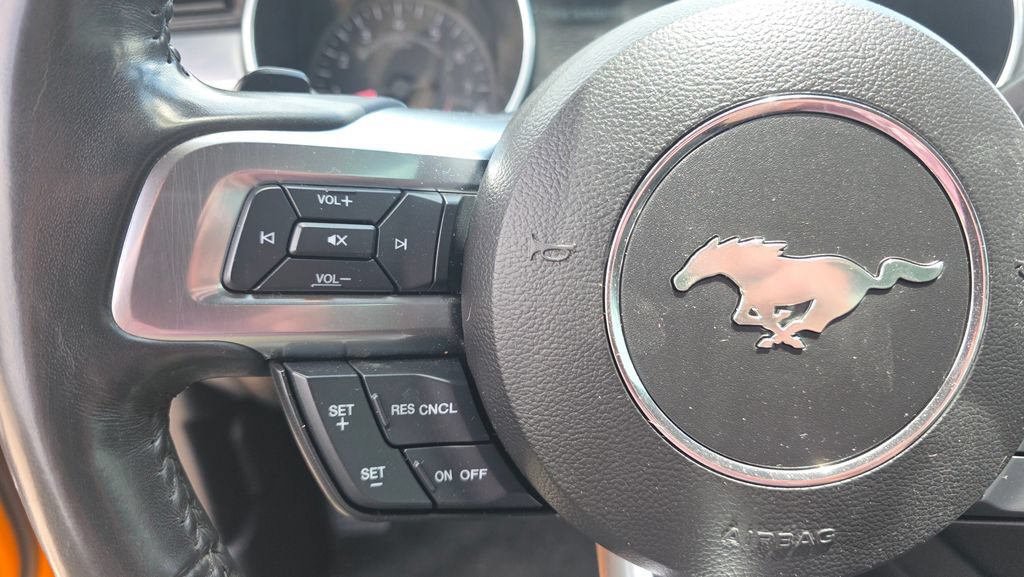 Used 2018 Ford Mustang GT Premium w/ Black Accent Package RWD image 16