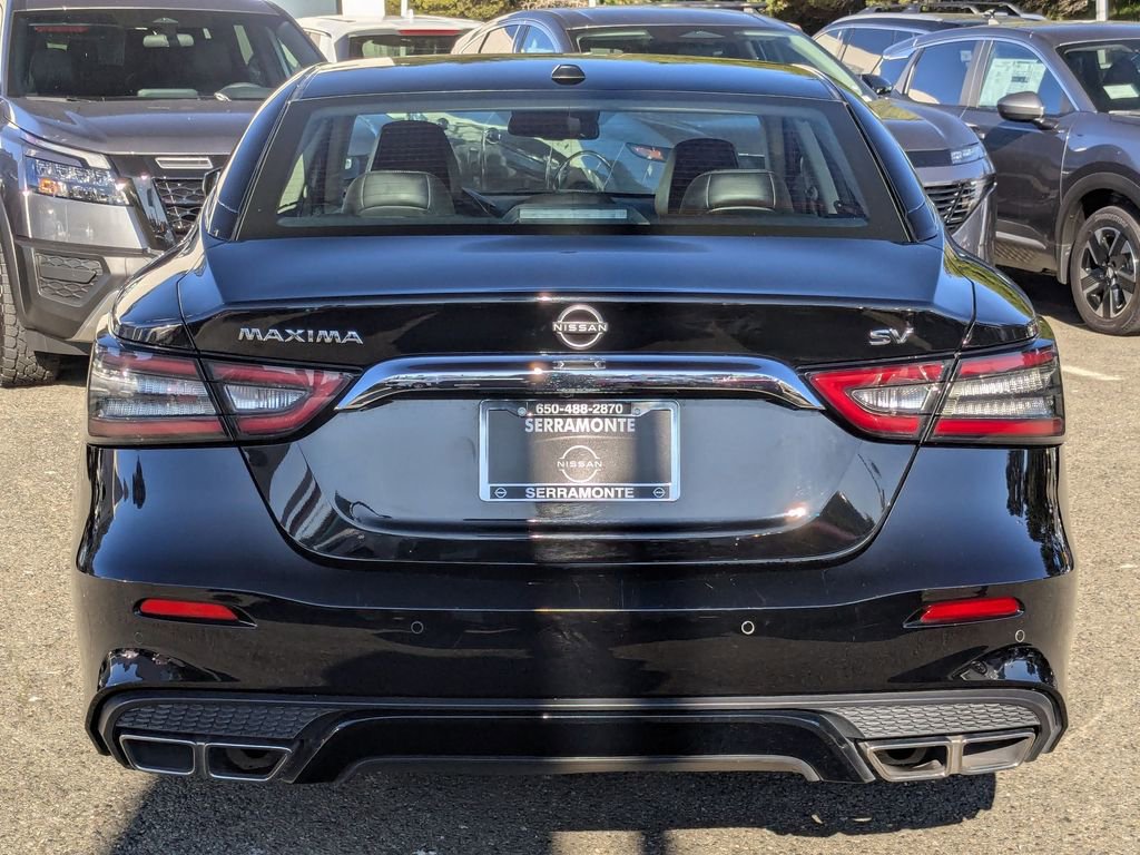 Used 2023 Nissan Maxima SV w/ Floor Mat Group image 6