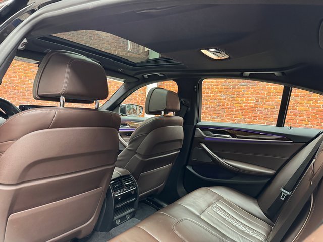 Used 2018 BMW 540i xDrive w/ Luxury Seating Package image 24