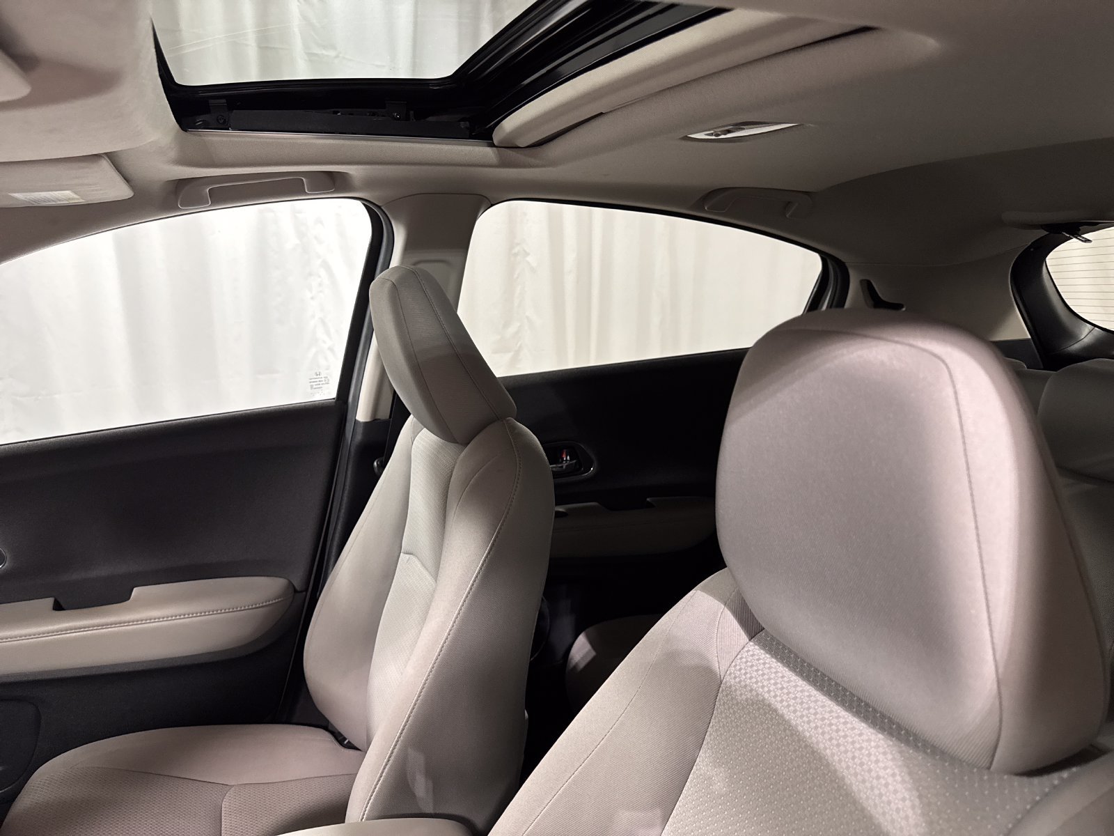 Certified 2022 Honda HR-V EX image 23