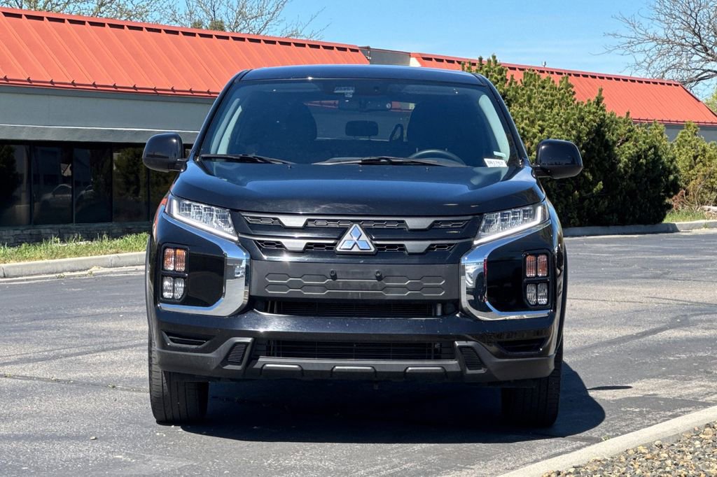 Used 2025 Mitsubishi Outlander Sport LE AWD/4WD image 9