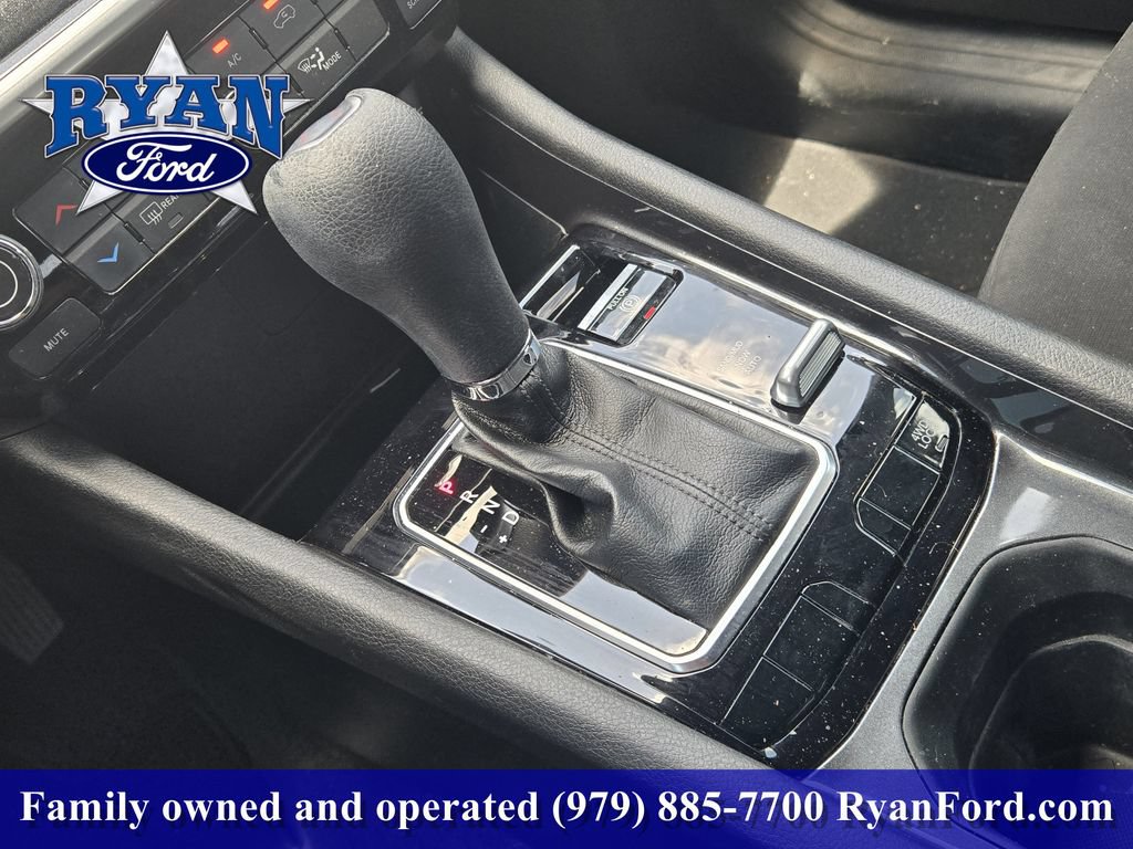 Used 2024 Jeep Compass Sport AWD/4WD image 13