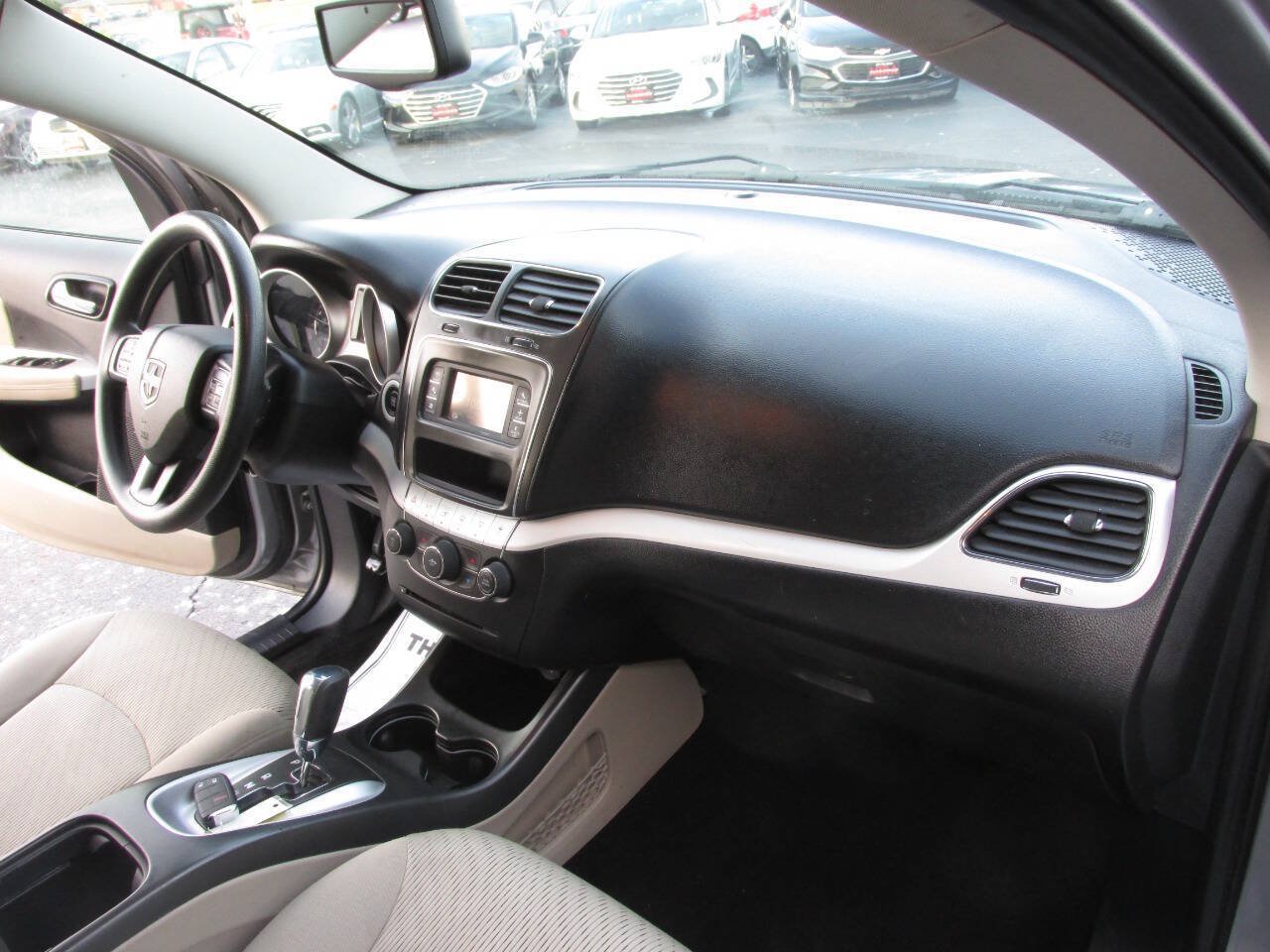 Used 2015 Dodge Journey SXT w/ Flexible Seating Group FWD image 20