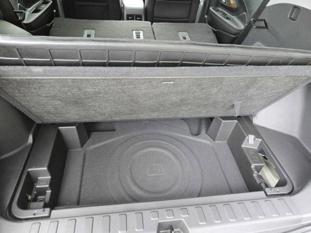 Used 2021 GMC Terrain SLE w/ Driver Convenience Package image 28