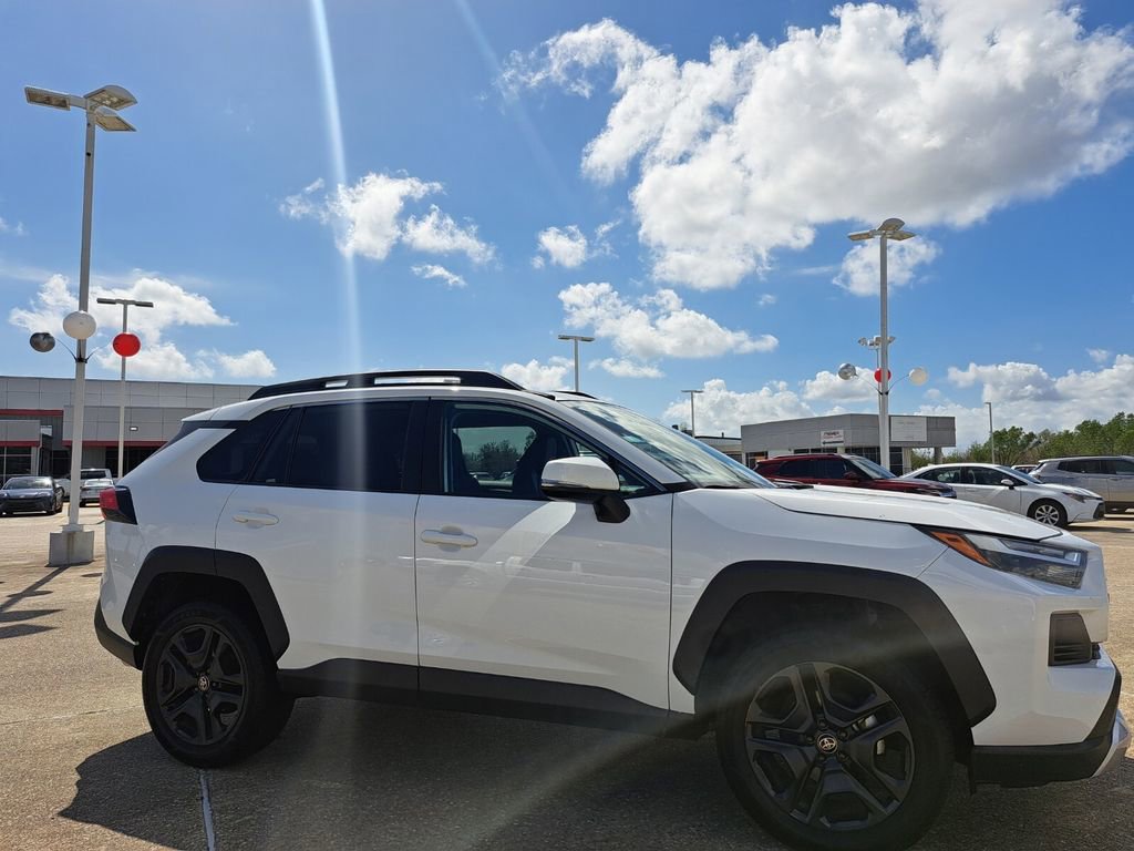 Used 2024 Toyota RAV4 Adventure image 3