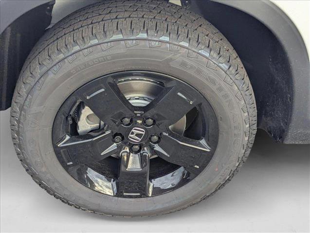New 2025 Honda Ridgeline Black Edition image 9