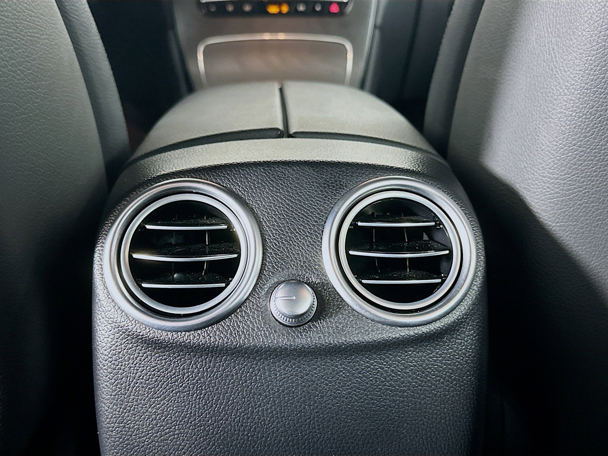 Used 2022 Mercedes-Benz GLC 300 4MATIC w/ Premium Package Lite image 28