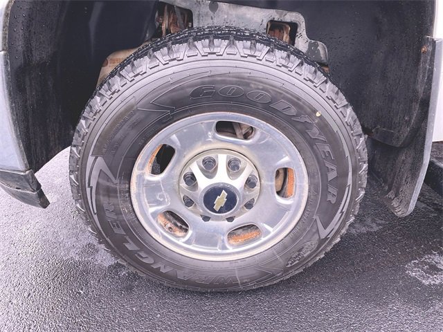 Used 2013 Chevrolet Silverado 2500 W/T w/ Snow Plow Prep Package image 29