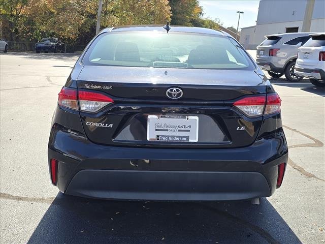 Used 2023 Toyota Corolla LE image 4