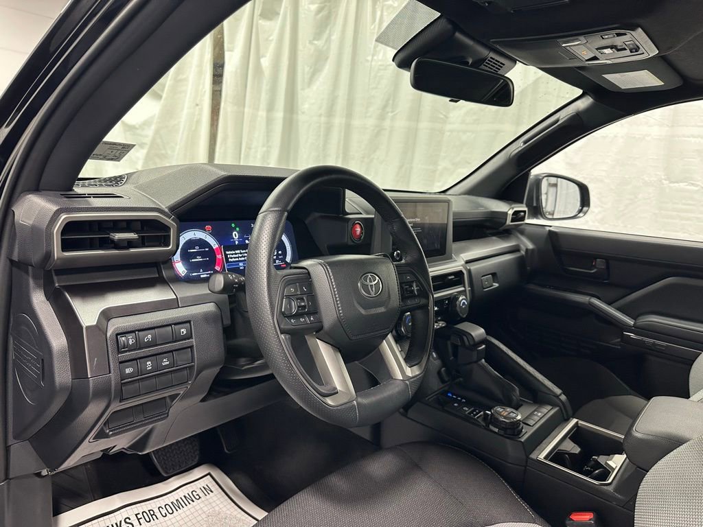 Used 2025 Toyota 4Runner TRD Off-Road AWD/4WD image 15