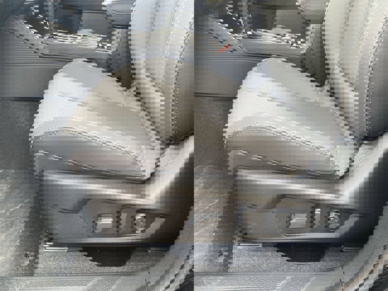 New 2026 Subaru Outback Limited XT image 16