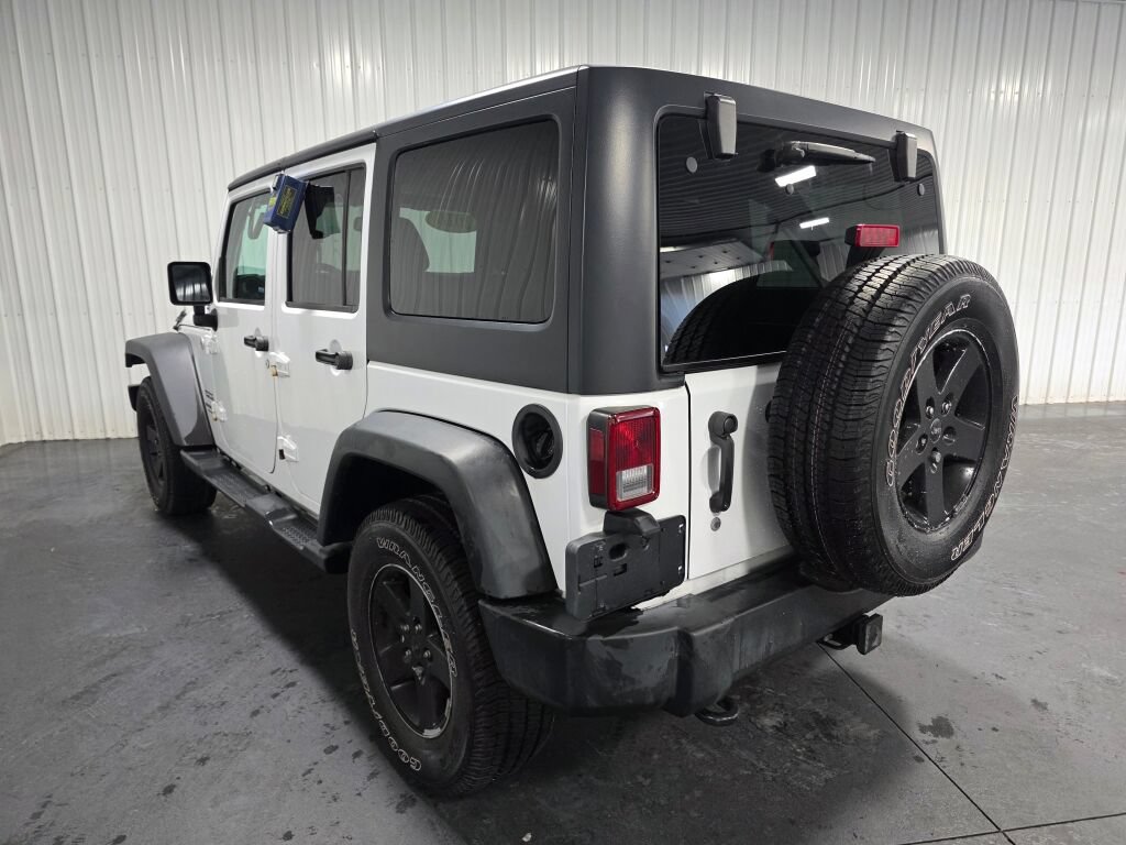 Used 2016 Jeep Wrangler Unlimited Sport AWD/4WD image 3