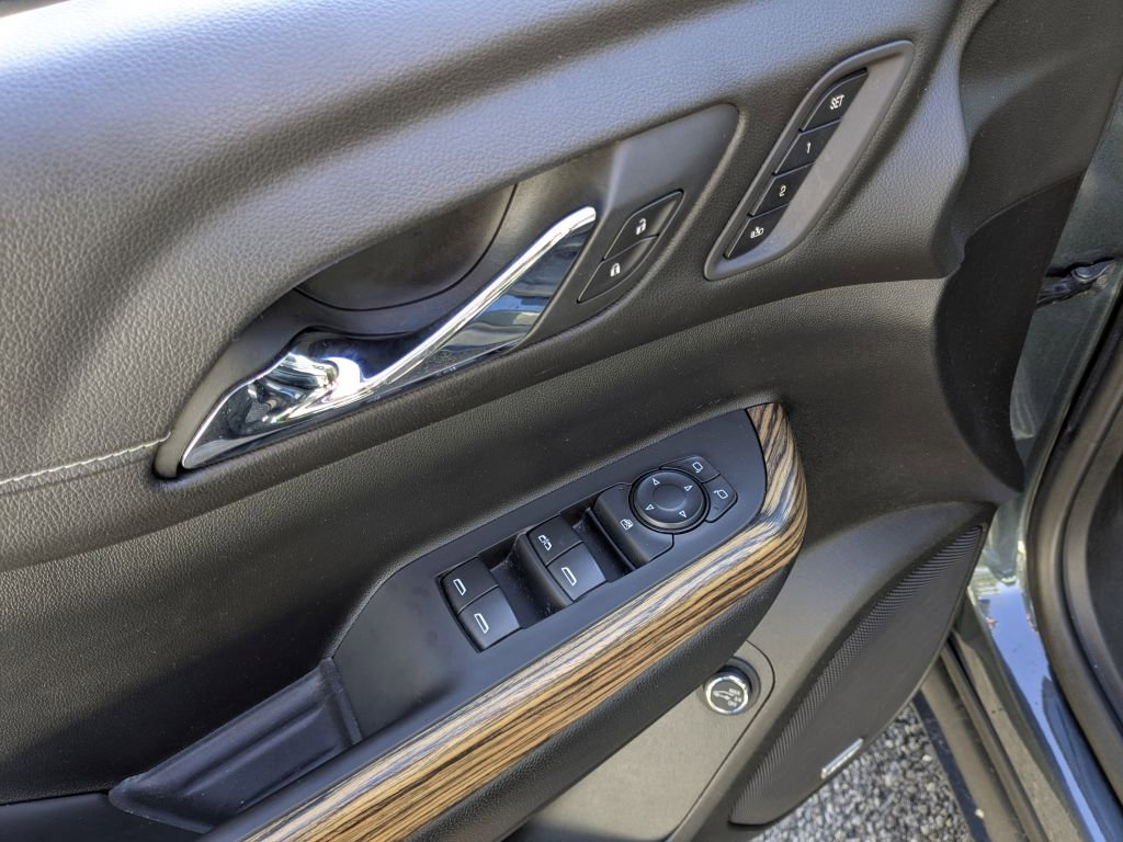 Used 2019 GMC Acadia Denali w/ Technology Package image 10